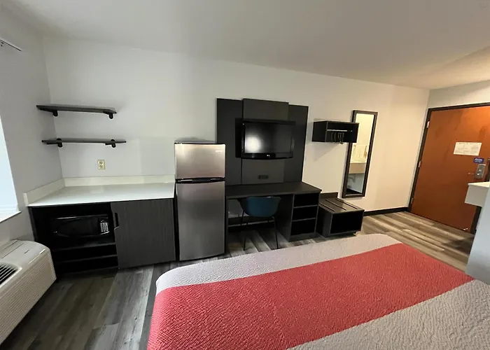 Hotel 6 Urbana, Il 2*